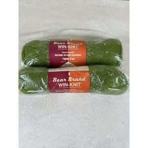 Bear Brand Win-Knit yarn (avocado) 4 skeins 4 ply Acrylic